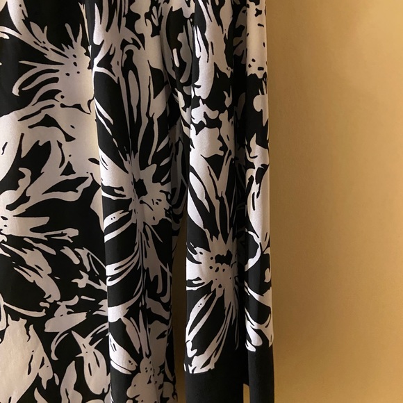 Jessica white & black flower midi dress size 10 - Picture 8 of 9